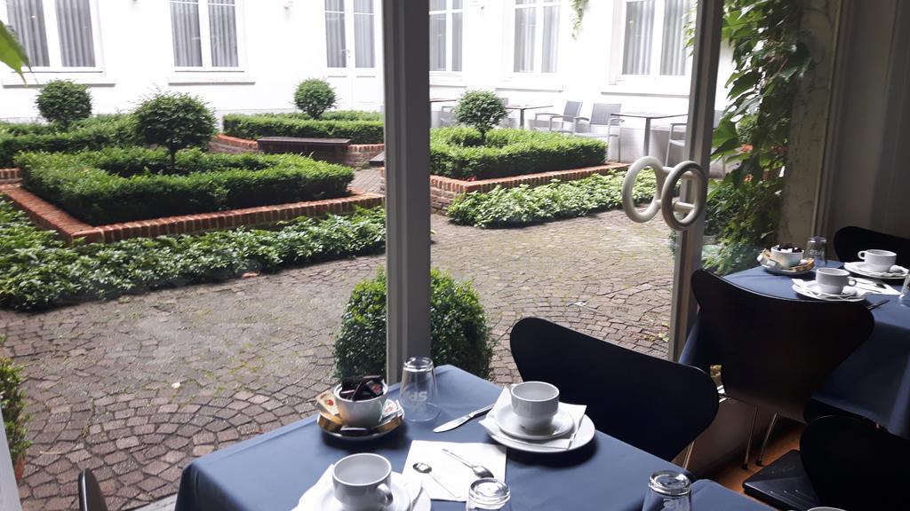 Hotel Prinse Antwerp Exterior photo